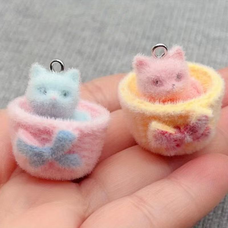 4 Stück 3D-Plüsch-Katzenanhäng – Jewelry Making Party Bewertung und Preis